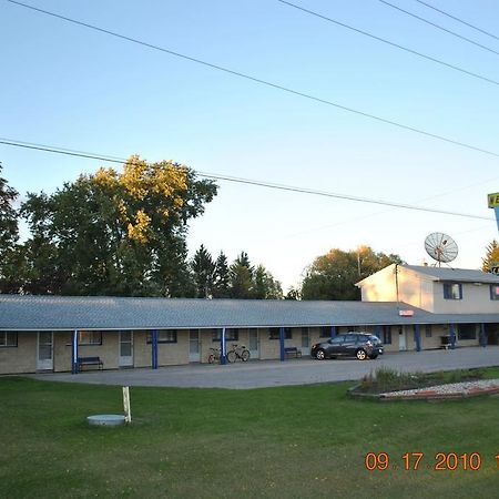 尼帕瓦汽车旅馆 Neepawa 外观 照片